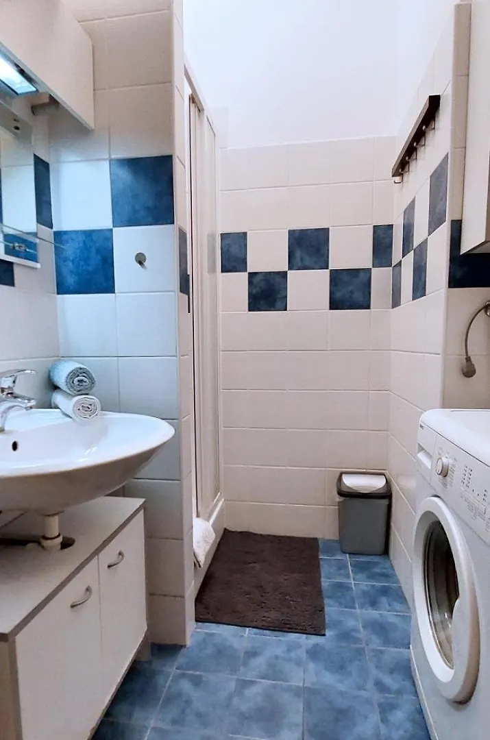 Prague 7Days Apartments - Free Parking